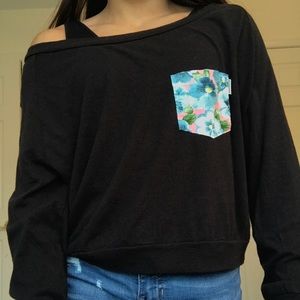 women’s long sleeve top